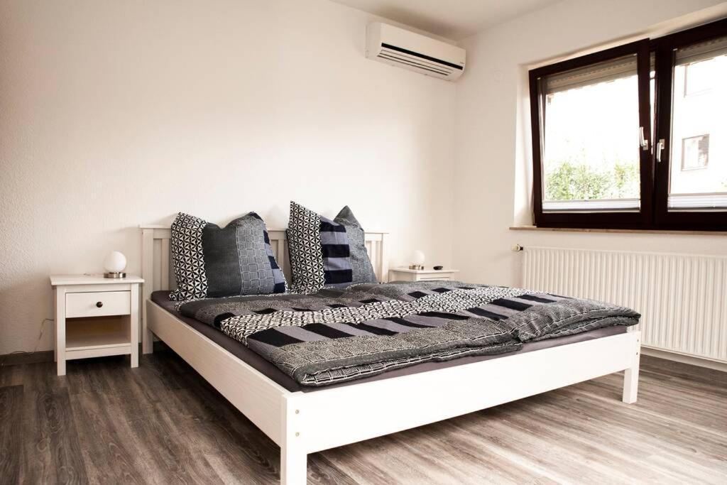 Exklusive Ferienwohnung In Einbeck, Zentrum! Neu!! Zewnętrze zdjęcie